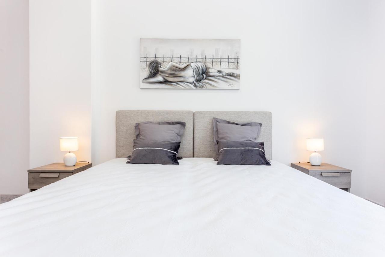 Downtown Lovers Home By Seewest Lagos Buitenkant foto